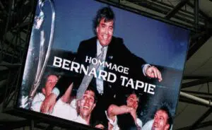 Bernard Tapie à l'OM : Entretien avec des supporters marseillais