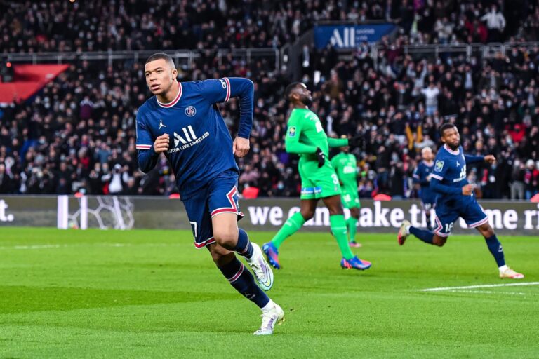 PSG 3-1 Saint-Étienne : les Tops et les Flops ! PSG