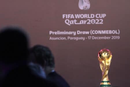 CDM 2022 : La FIFA dévoile le ballon officiel de la Coupe du Monde au Qatar ! Ballon