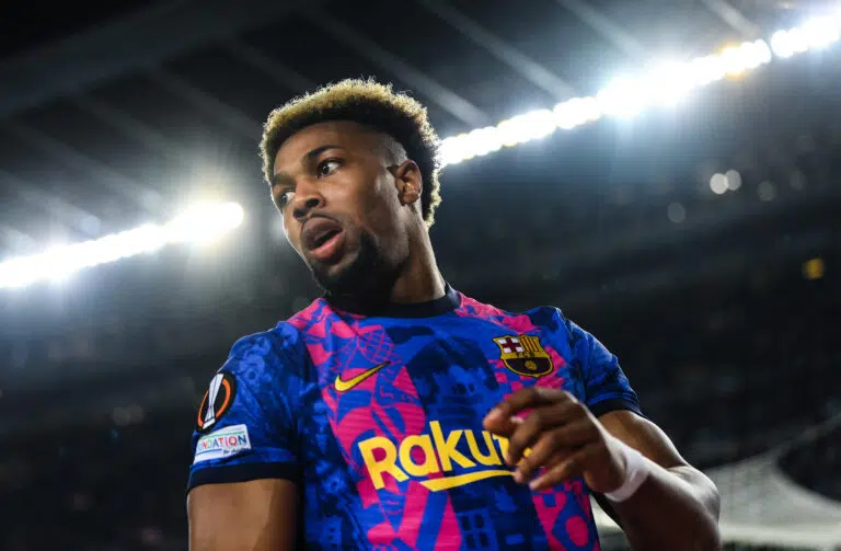 Adama Traoré lors d'un match de Ligue Europa avec le FC Barcelone.