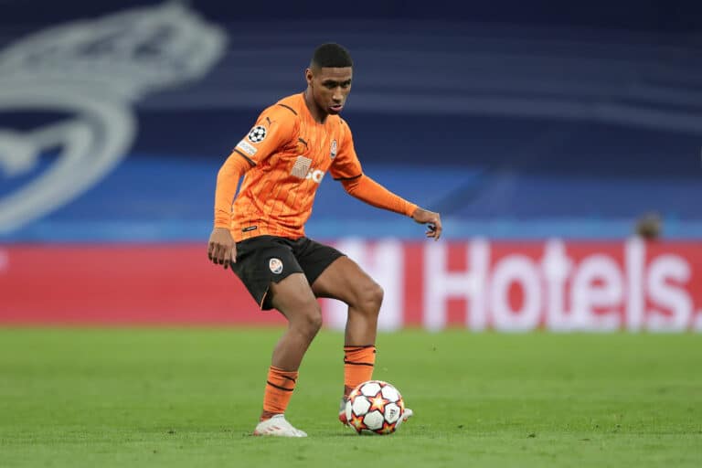 Mercato : Tete signe à Lyon ! Tete