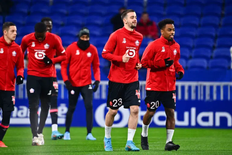 Les joueurs du LOSC avant un match de Ligue 1.