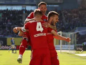 Bundesliga : qui du Hertha Berlin ou d'Hambourg aura sa place ?