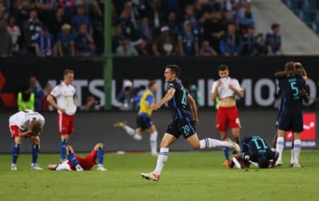 Bundesliga : le Hertha Berlin se maintien en barrage Bundesliga