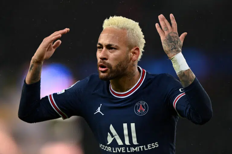 PSG : Neymar compte bien rester ! Neymar