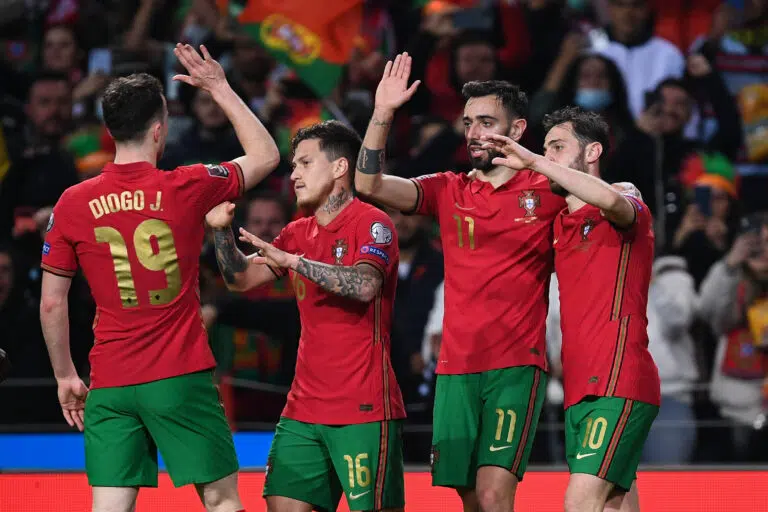 Suisse ?? – ?? Portugal : sur quelle chaîne et à quelle heure ? maillot portugal