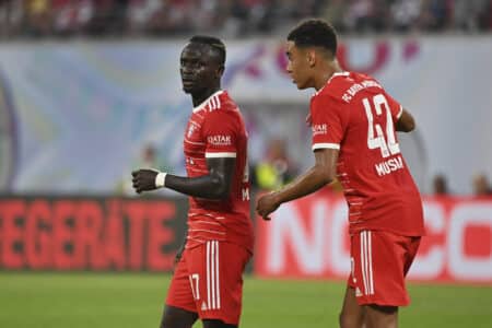 Sadio Mané avec le Bayern Munich contre Leipzig lors de la Supercoupe d'Allemagne.