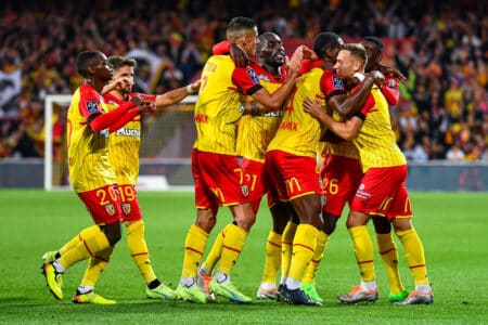 Lens