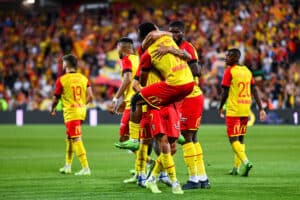 Lens