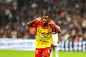 Lens