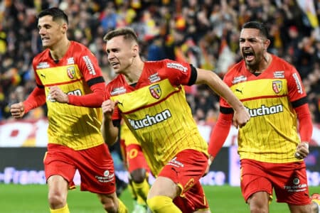 Lens