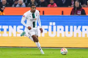Mercato : Alassane Pléa plaît à l'Olympique Lyonnais !