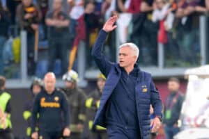 Mercato : José Mourinho n’est pas insensible au PSG José Mourinho