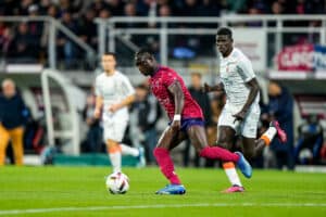 Alidu Seidu avec le maillot de Clermont.