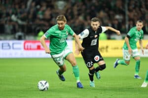 Victor Lobry s'est engagé avec l'EA Guingamp.