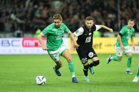 Victor Lobry s'est engagé avec l'EA Guingamp.