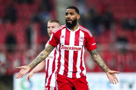 Yann M'Vila plaît au FC Metz.