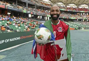 Guinée équatoriale - Côte d'Ivoire : Les compositions officielles
