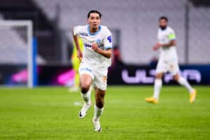 Bilal Nadir avec le maillot de l'OM.