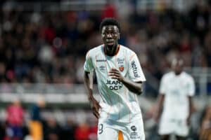 Siriné Doucouré terminera la saison à Valenciennes.