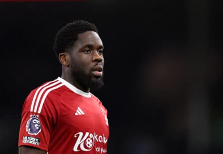 Orel Mangala direction Lyon.