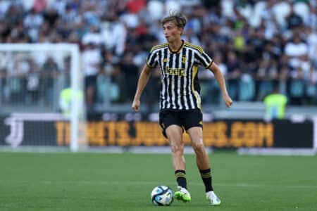 Dean Huijsen plaît au PSG.