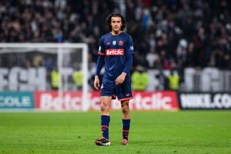 Ayyoub Bouaddi prolonge d'une année au LOSC.
