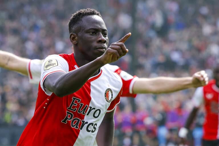 Yankuba Minteh est dans le viseur de l'Olympique Lyonnais.