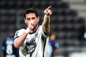 Angers.
