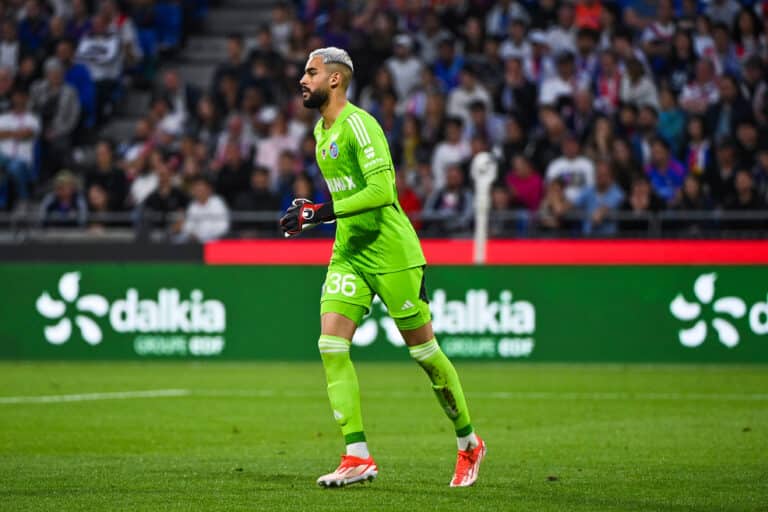 Alaa Bellaarouch sera-t-il le gardien titulaire dans le XI strasbourgeois la saison prochaine.