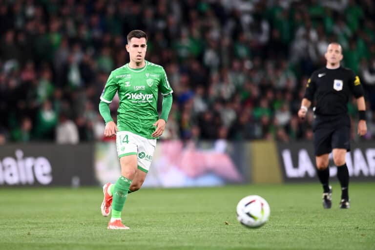 Mercato AS Saint-Etienne : Deux départs actés pour cet été ! Dylan Chambost ne va pas rester à Saint-Etienne la saison prochaine.
