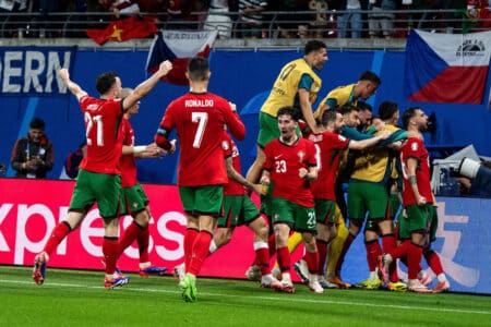 Le Portugal s'impose face à la République Tchèque (2-1).
