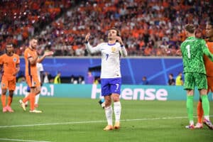 L'attaquant de l'équipe de France, Antoine Griezmann, a manqué quelques occasions de but face aux Pays-Bas.