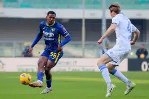 Mercato : Le Stade Rennais négocie pour Jackson Tchatchoua (Hellas Vérone) !
