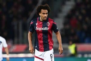 Joshua Zirkzee est bien parti pour prendre la direction de Manchester United.