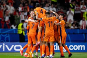 Direction les demi-finales de l'Euro pour les Pays-Bas.