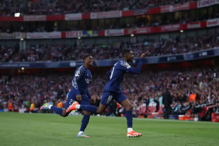 Le PSG frappe fort contre Arsenal psg