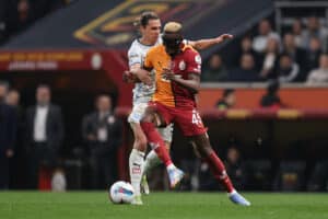 Manchester United s’intéresse à Victor Osimhen Manchester United