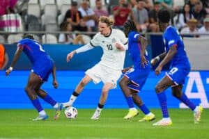 Le Real Madrid a un œil sur Nick Woltemade Real Madrid