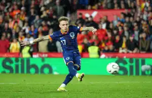 Naples d'accord avec Noa Lang !