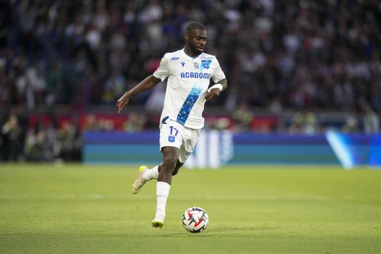 Le RC Lens lâche l’affaire pour Lassine Sinayoko (AJ Auxerre) ! Sinayoko, RC Lens