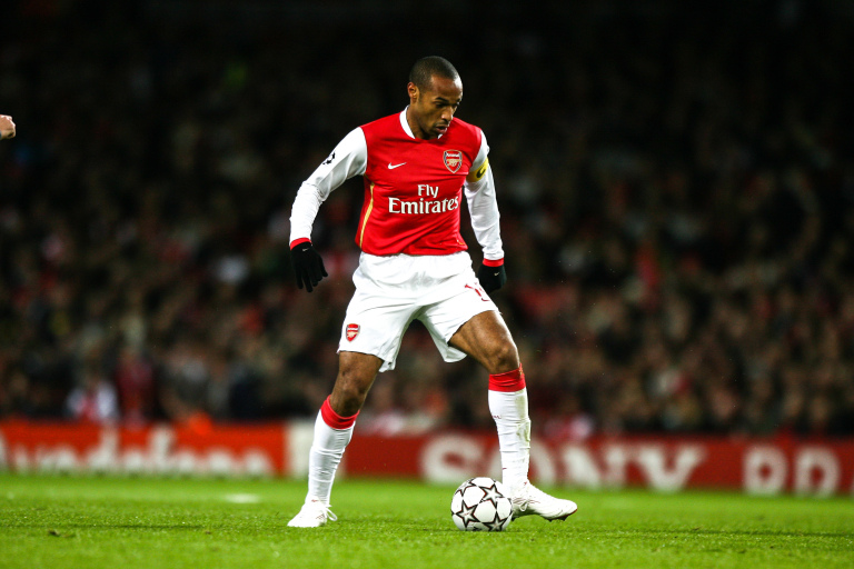 Les Invincibles d’Arsenal : Comment Thierry Henry a mené une équipe à l’immortalité Arsenal, Thierry Henry
