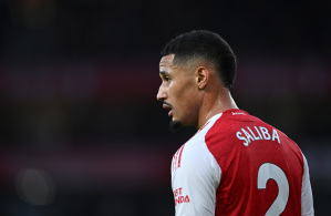 Arsenal – Aston Villa : les compositions officielles sont tombées ! Arsenal, Saliba