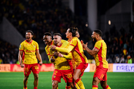 Lens
