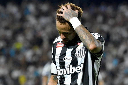 Neymar dans la tourmente au Brésil ! Neymar