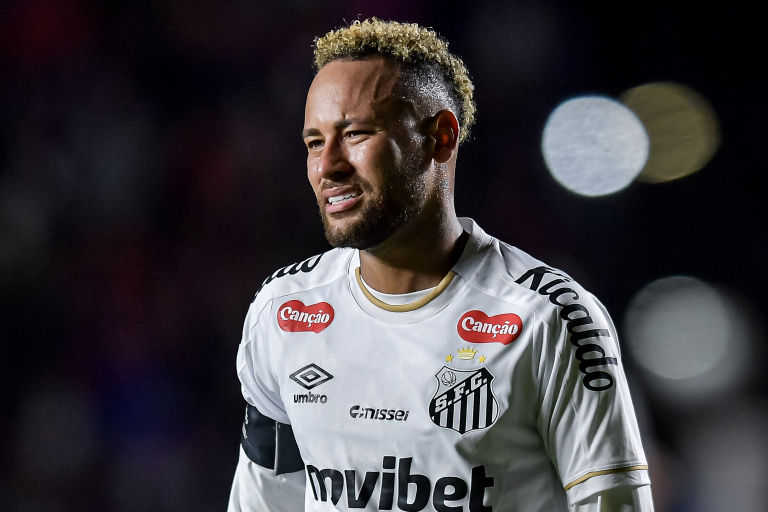 Neymar Jr bléssé : le Brésil retient son souffle Neymar Jr - Santos