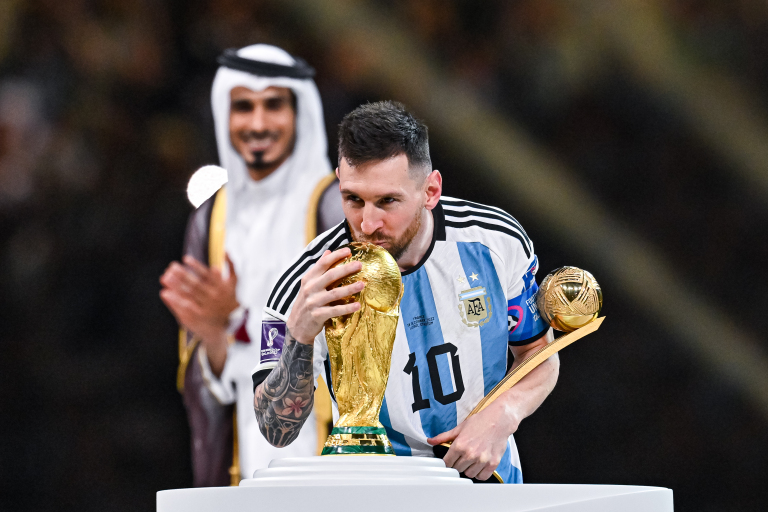 Lionel Messi en 2022 lors de son sacre à la coupe du monde avec l'Argentine