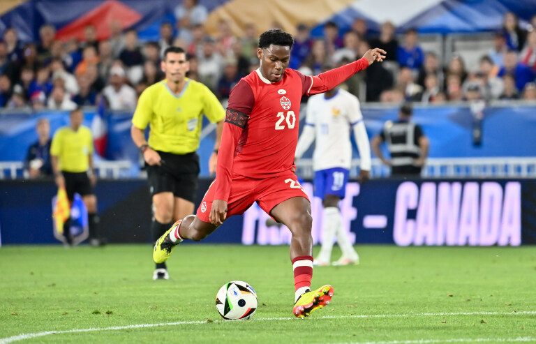 Jonathan David : un triplé mémorable et une première victoire en Coupe du Monde Jonathan David avec le Canada