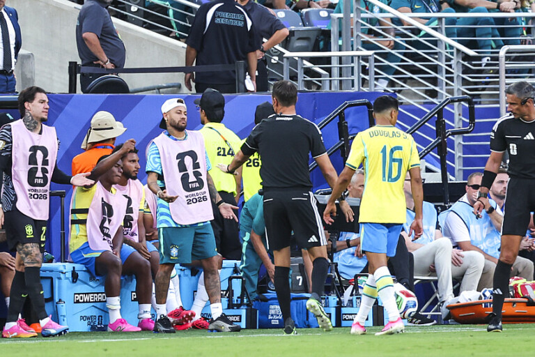 Neymar forfait contre Haïti, le Brésil reste prudent NEYMAR JR Brazil