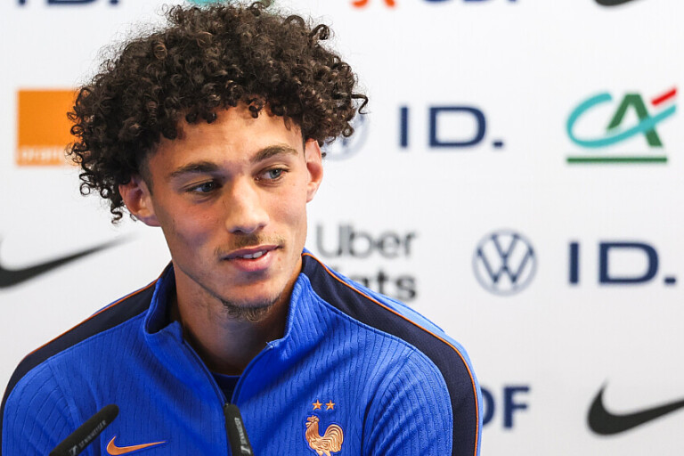 PSG : Akliouche reste concentré malgré les rumeurs du mercato Akliouche
